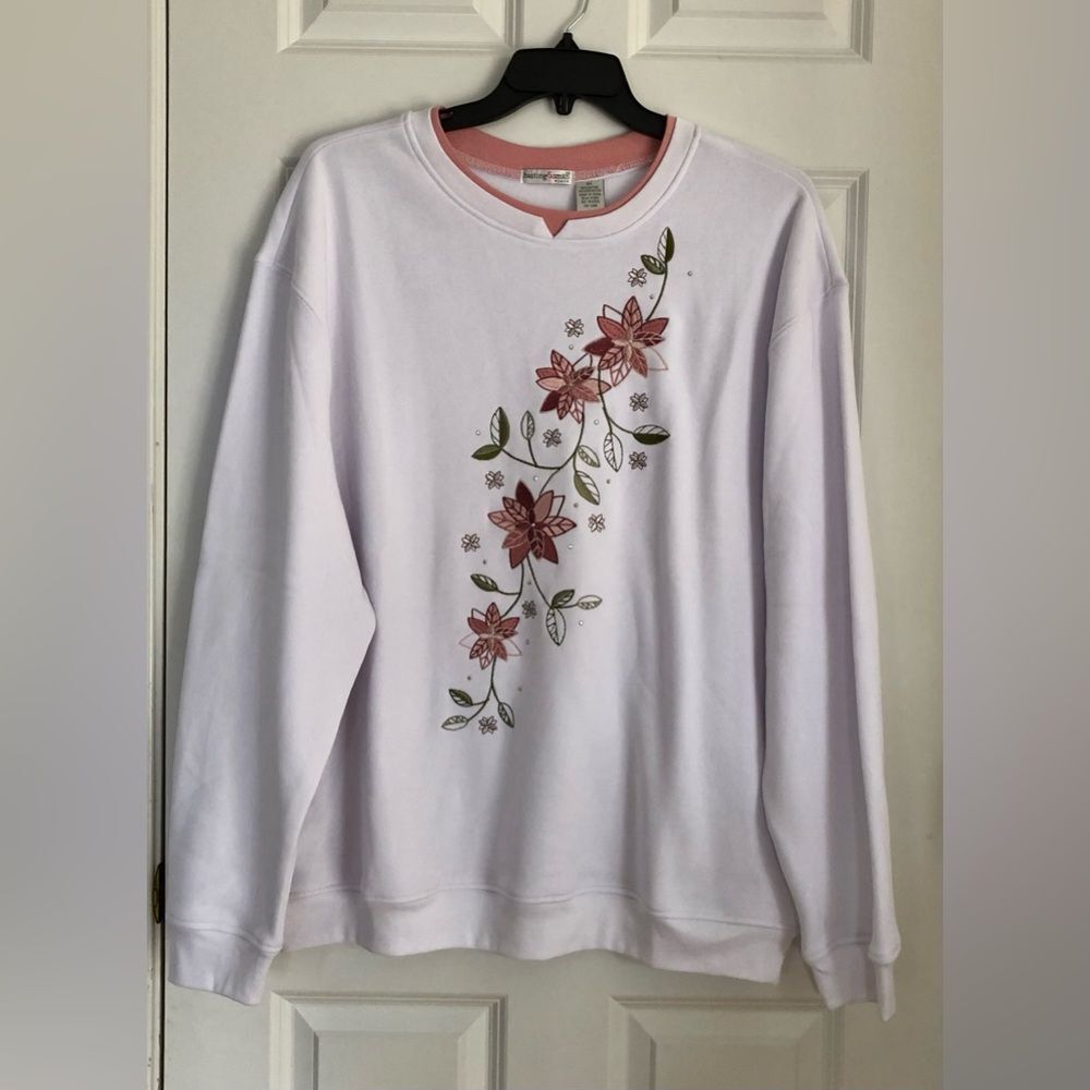 HASTING & SMITH WOMEN'S PLUS SIZE 3X SWEARSHIRT EMBROIDERED WHITE/PRINK FLORAL